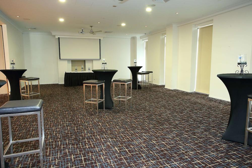 Oaks Townsville Metropole Hotel Εξωτερικό φωτογραφία