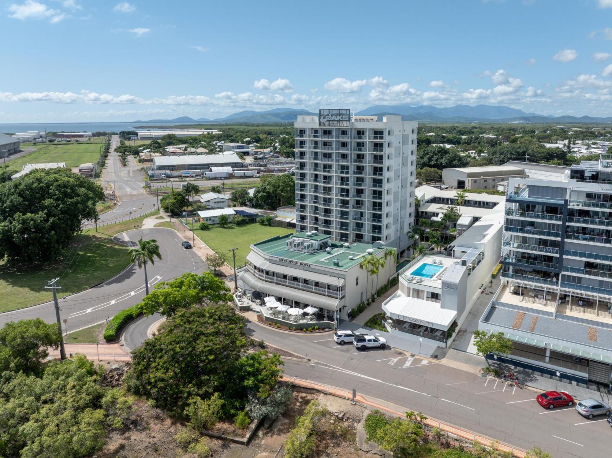 Oaks Townsville Metropole Hotel Εξωτερικό φωτογραφία