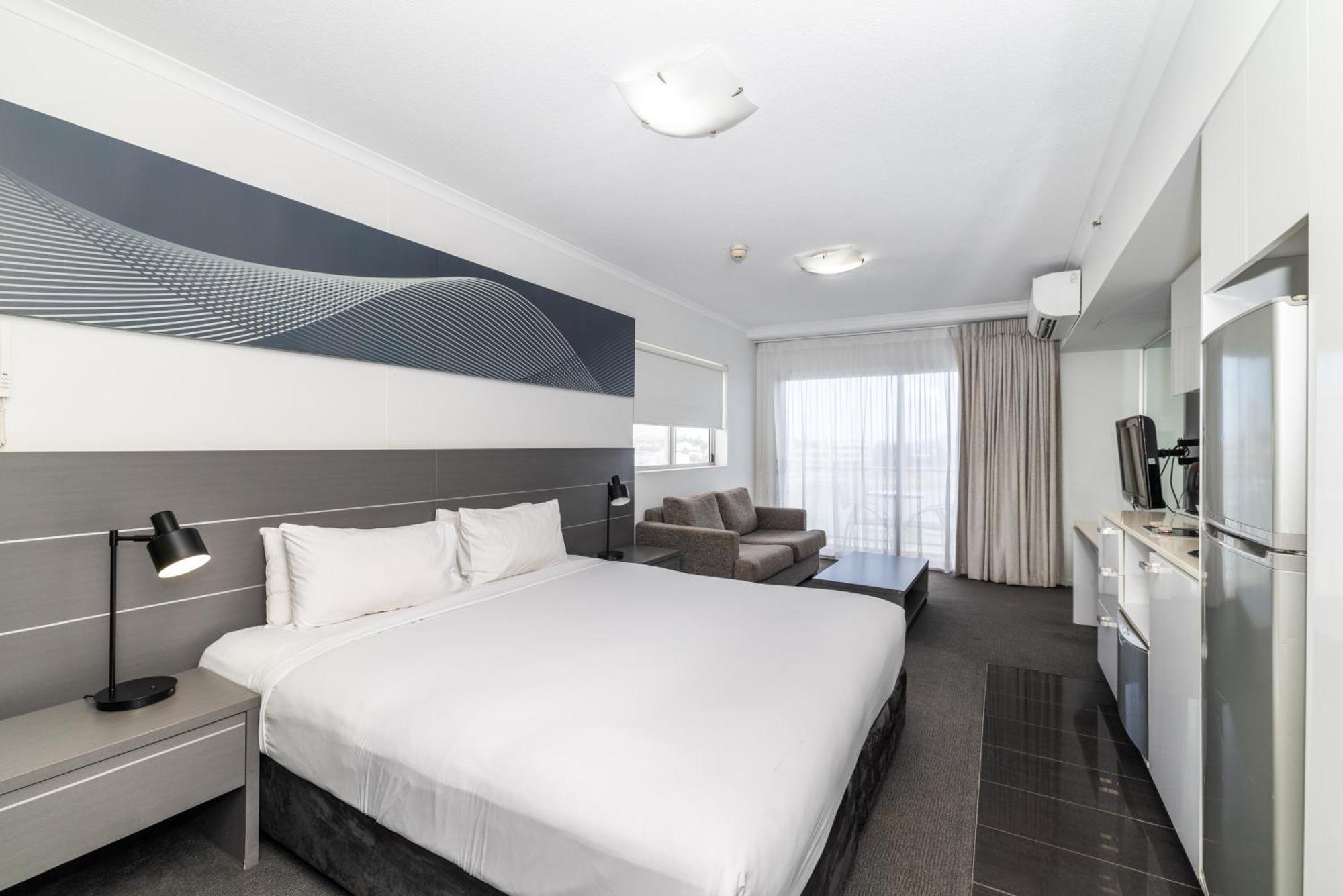 Oaks Townsville Metropole Hotel Εξωτερικό φωτογραφία