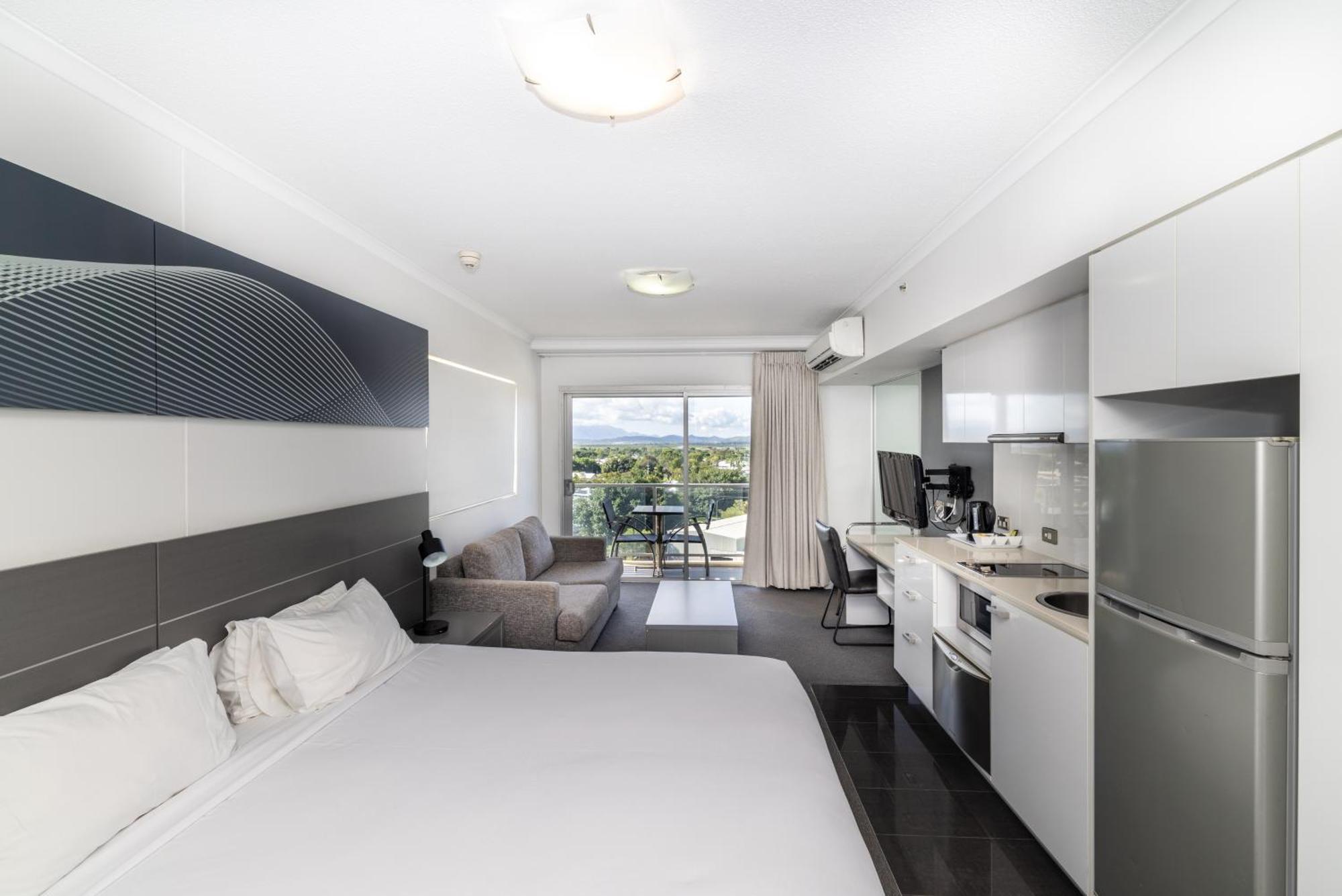Oaks Townsville Metropole Hotel Εξωτερικό φωτογραφία