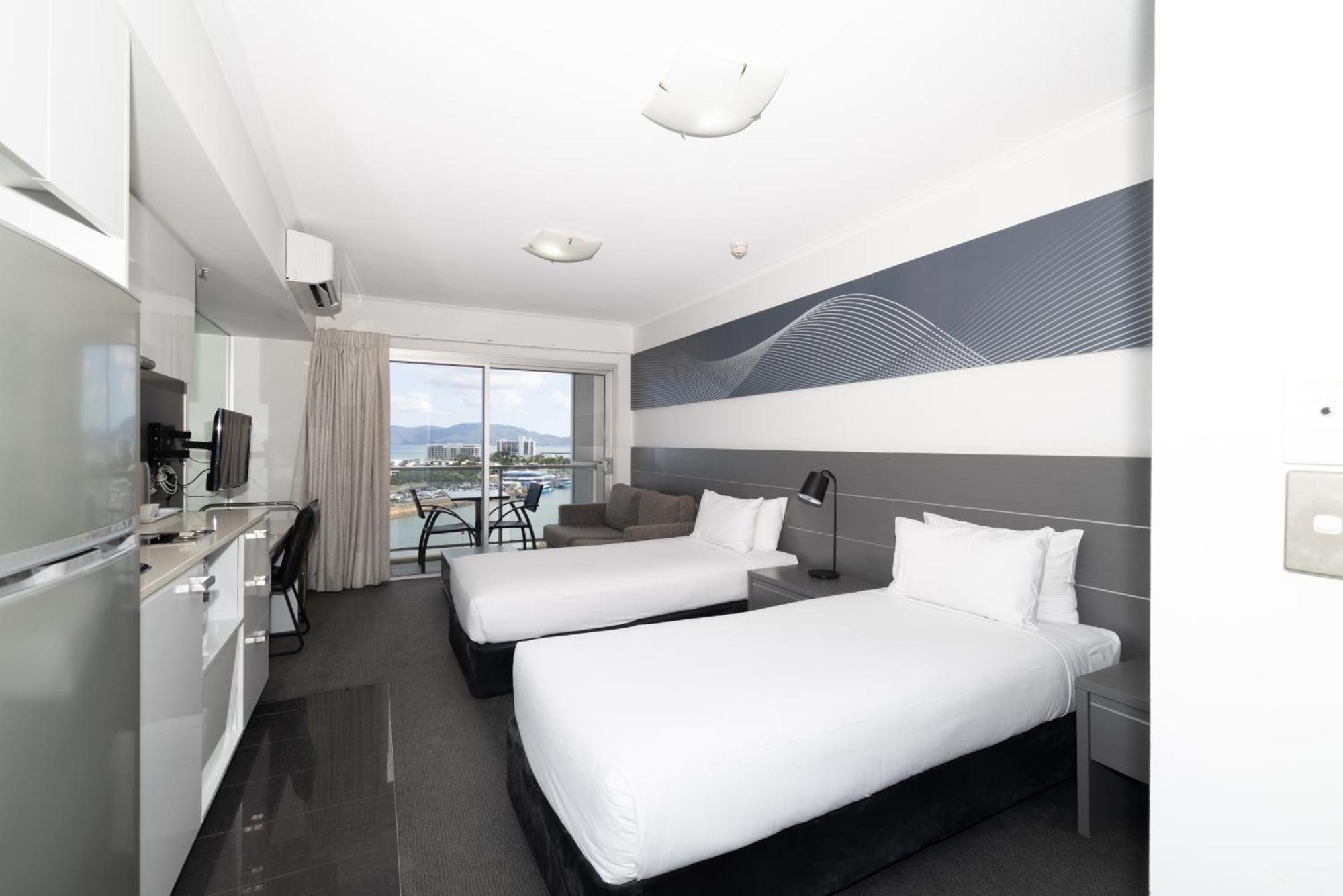 Oaks Townsville Metropole Hotel Εξωτερικό φωτογραφία